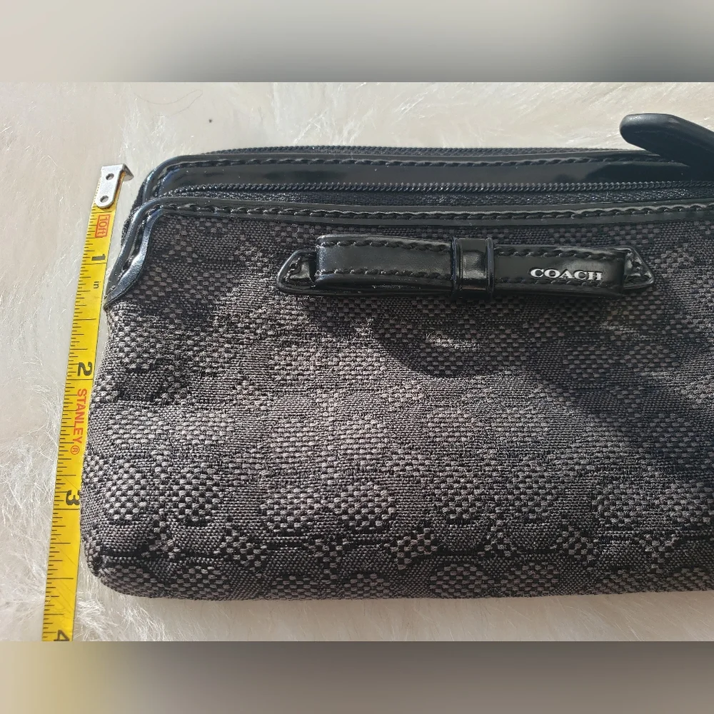 Coach Charcoal Jacquard Signature Wristlet - Picture 7 of 8